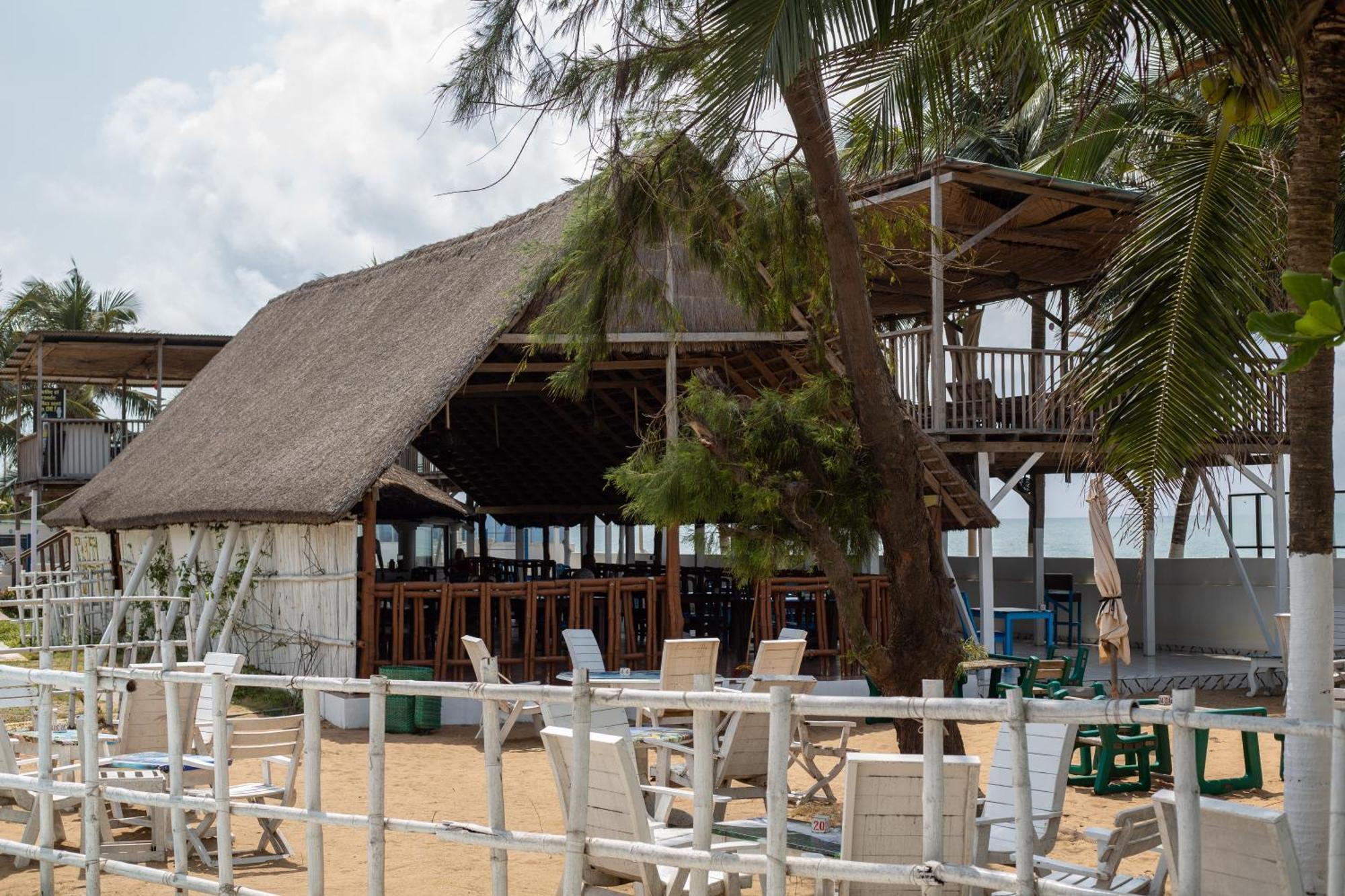 Tahiti Hotel Cotonou Exterior photo